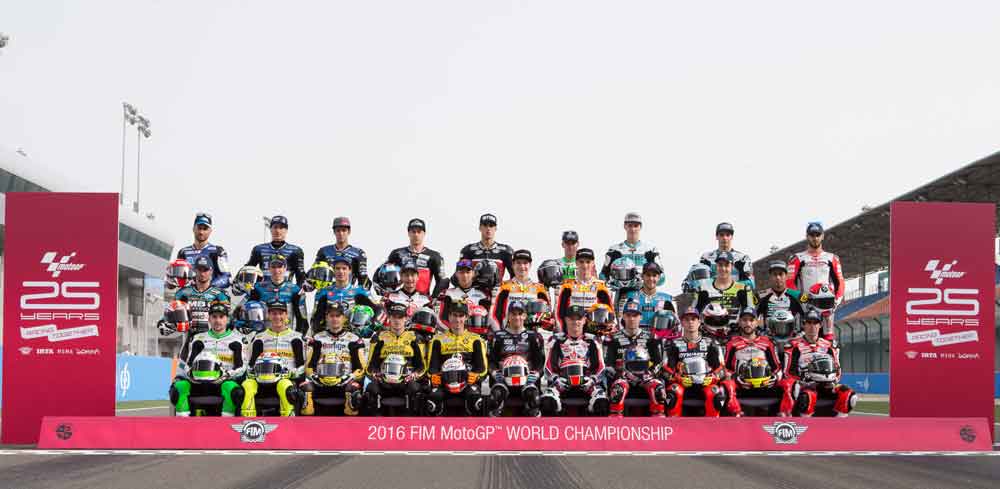 Moto2 group photo